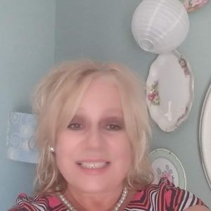 Meet your Posher, Rita